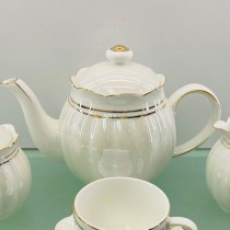 White  Luster Gold  Coffee/Teapot