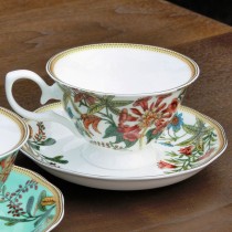Bone China Day Lily Tea/coffee Cups and Saucers, Set of 4